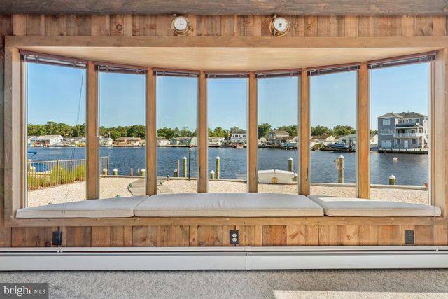 6 DOLPHIN CT, Forked River, NJ 08731