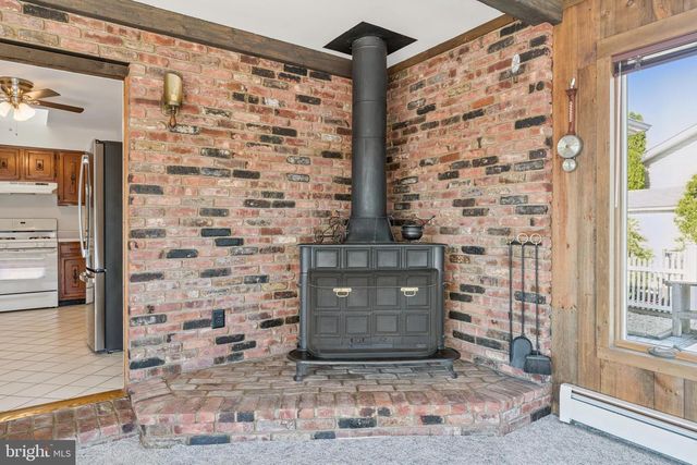 6 DOLPHIN CT, Forked River, NJ 08731