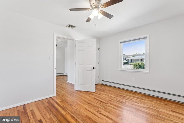 6 DOLPHIN CT, Forked River, NJ 08731