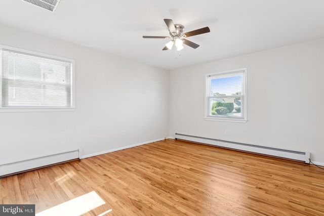 6 DOLPHIN CT, Forked River, NJ 08731