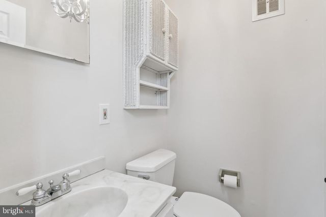 6 DOLPHIN CT, Forked River, NJ 08731