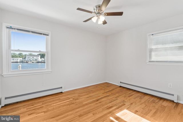 6 DOLPHIN CT, Forked River, NJ 08731