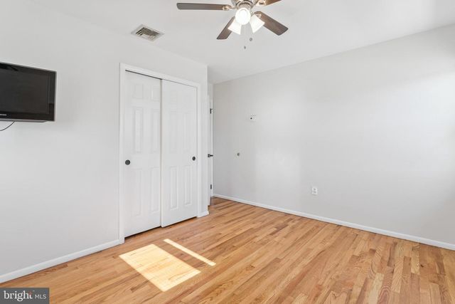 6 DOLPHIN CT, Forked River, NJ 08731