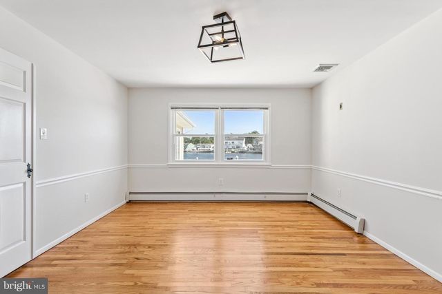 6 DOLPHIN CT, Forked River, NJ 08731