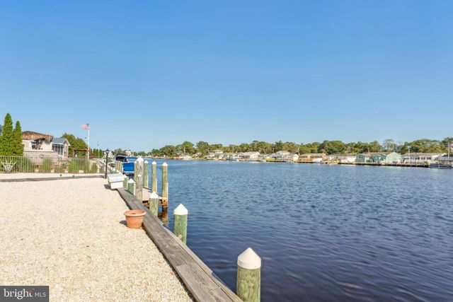 6 DOLPHIN CT, Forked River, NJ 08731