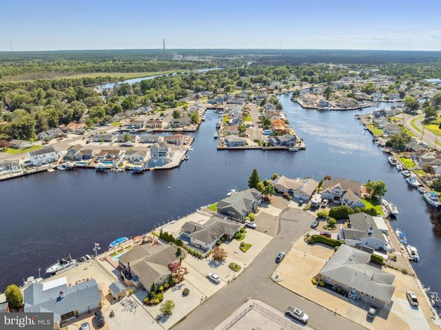 6 DOLPHIN CT, Forked River, NJ 08731