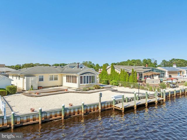 6 DOLPHIN CT, Forked River, NJ 08731