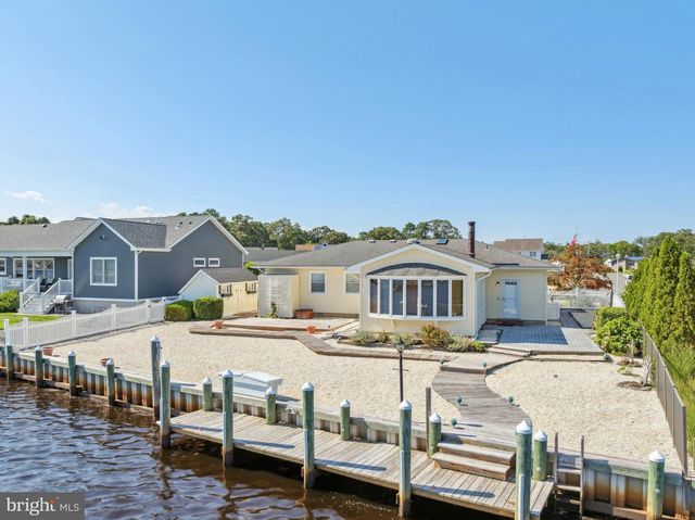 6 DOLPHIN CT, Forked River, NJ 08731