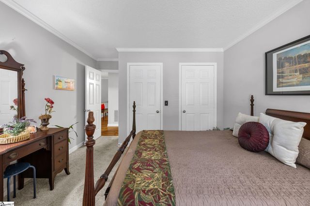 15 Creekside Way, Greenville, SC 29609