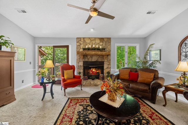 15 Creekside Way, Greenville, SC 29609