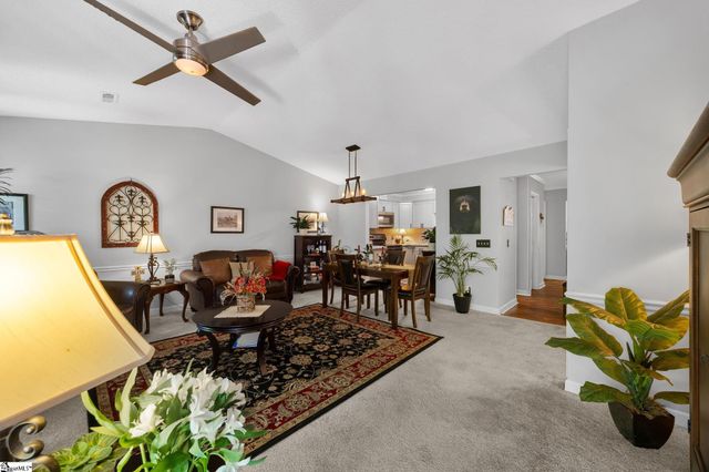 15 Creekside Way, Greenville, SC 29609