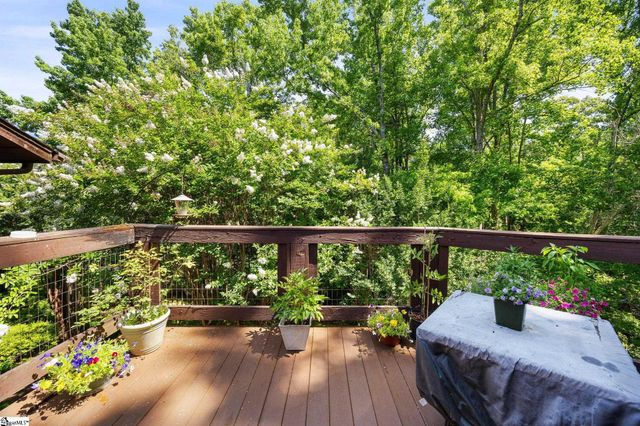 15 Creekside Way, Greenville, SC 29609