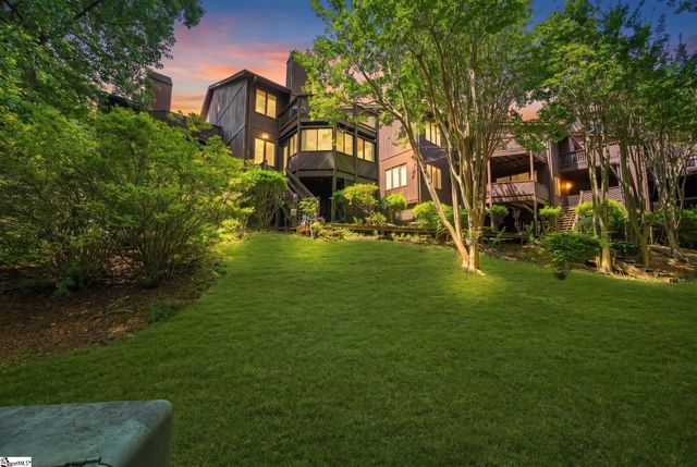 15 Creekside Way, Greenville, SC 29609