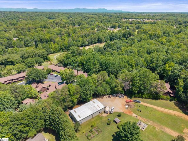 15 Creekside Way, Greenville, SC 29609