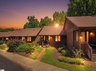 15 Creekside Way, Greenville, SC 29609