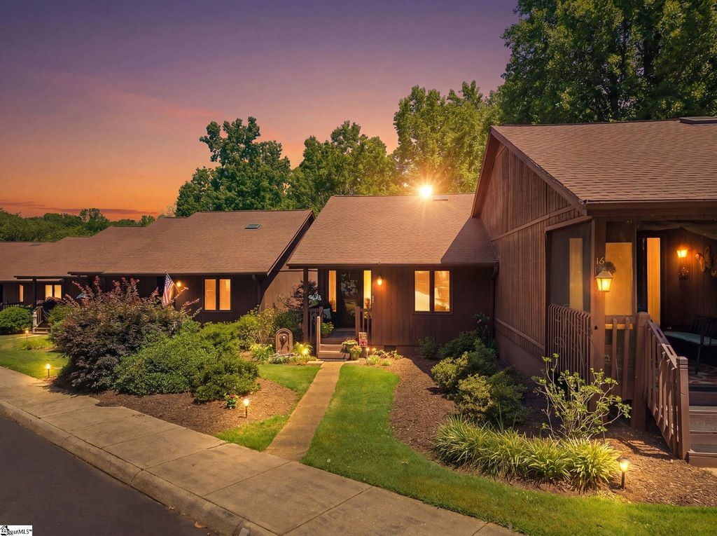 15 Creekside Way, Greenville, SC 29609