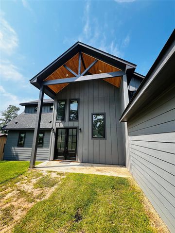 422 Beechwood Loop, Hemphill, TX 75948