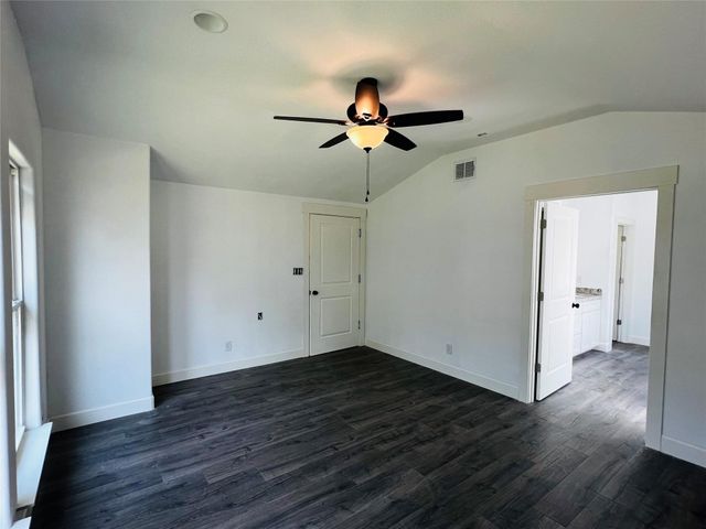 422 Beechwood Loop, Hemphill, TX 75948