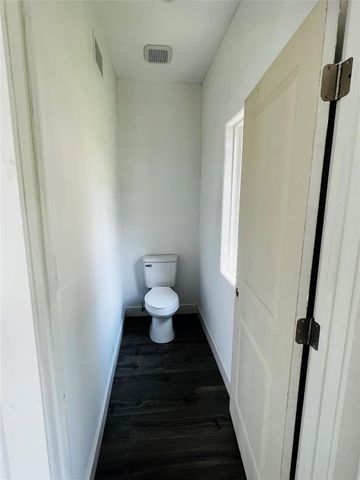 422 Beechwood Loop, Hemphill, TX 75948