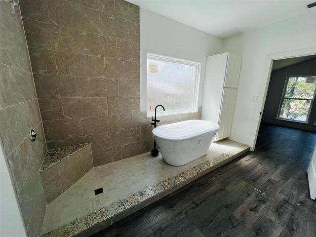 422 Beechwood Loop, Hemphill, TX 75948