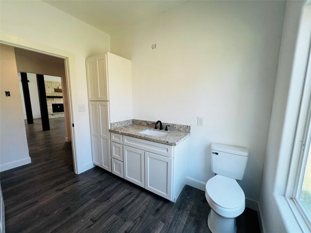 422 Beechwood Loop, Hemphill, TX 75948