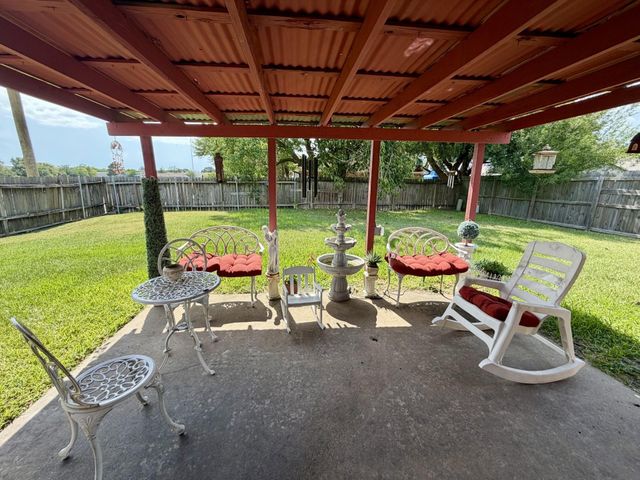 4103 Bermuda Drive, Pasadena, TX 77503