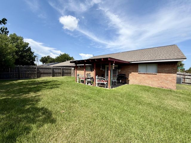 4103 Bermuda Drive, Pasadena, TX 77503