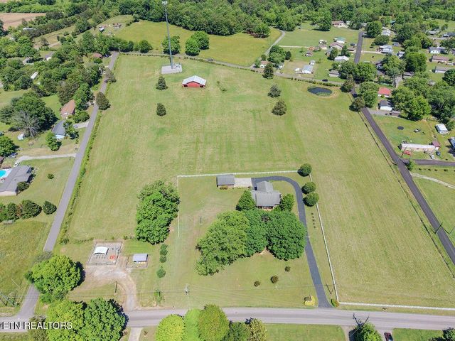 504 N Niota Rd, Englewood, TN 37329