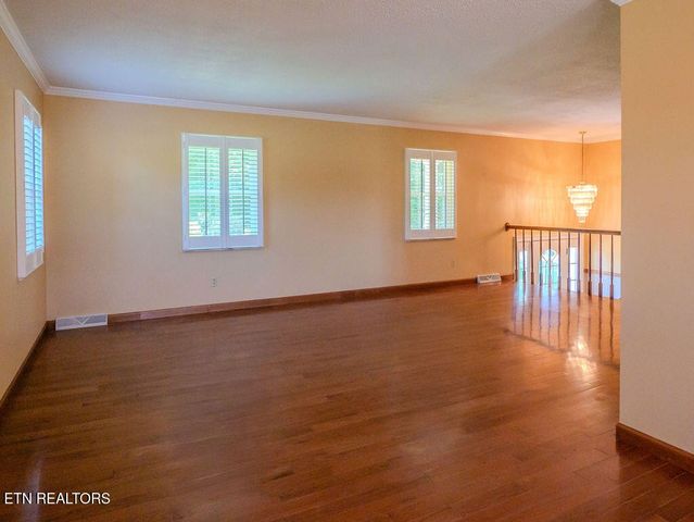 504 N Niota Rd, Englewood, TN 37329