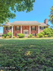 504 N Niota Rd, Englewood, TN 37329