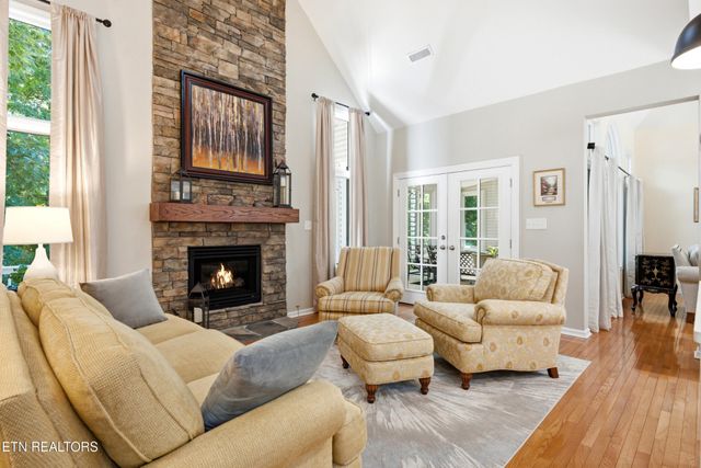 116 Oostanali Way, Loudon, TN 37774
