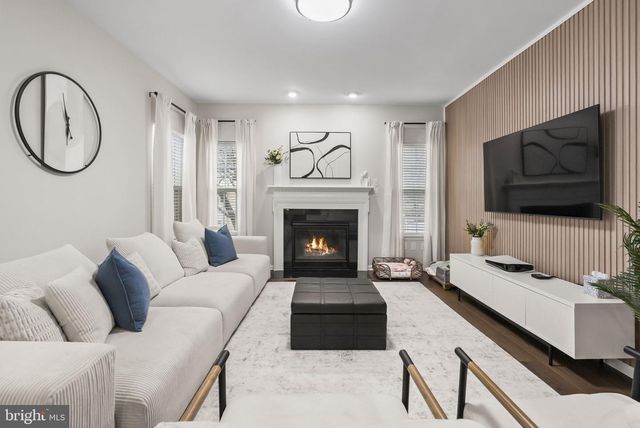 638 BRIDGE ST, Spring City, PA 19475