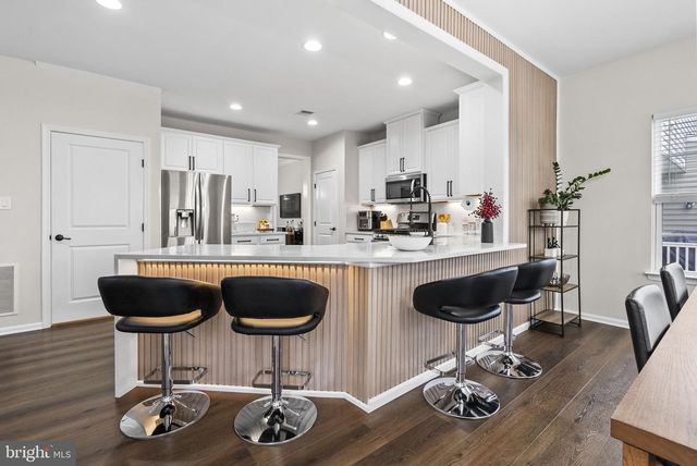 638 BRIDGE ST, Spring City, PA 19475