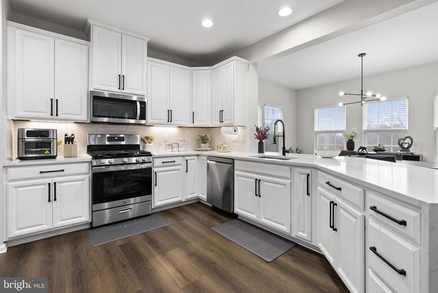 638 BRIDGE ST, Spring City, PA 19475