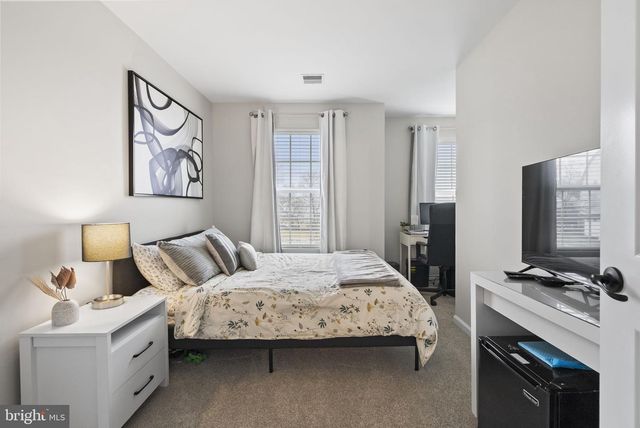 638 BRIDGE ST, Spring City, PA 19475