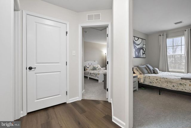 638 BRIDGE ST, Spring City, PA 19475