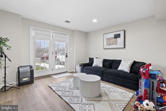 638 BRIDGE ST, Spring City, PA 19475