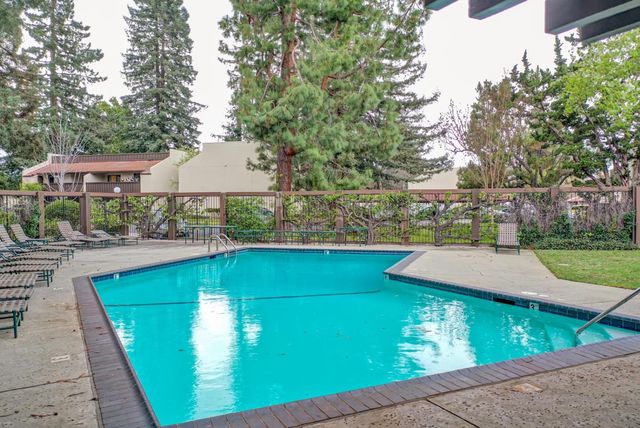 999 W Evelyn Terrace 40, Sunnyvale, CA 94086