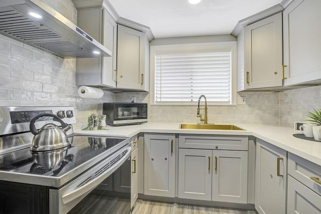 999 W Evelyn Terrace 40, Sunnyvale, CA 94086