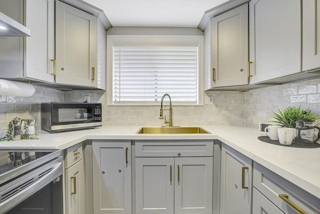 999 W Evelyn Terrace 40, Sunnyvale, CA 94086