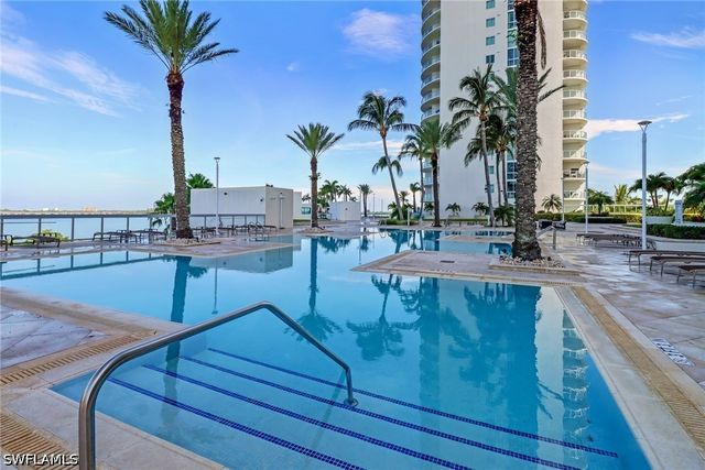 3000 Oasis Grand BLVD MPH6, Fort Myers, FL 33916