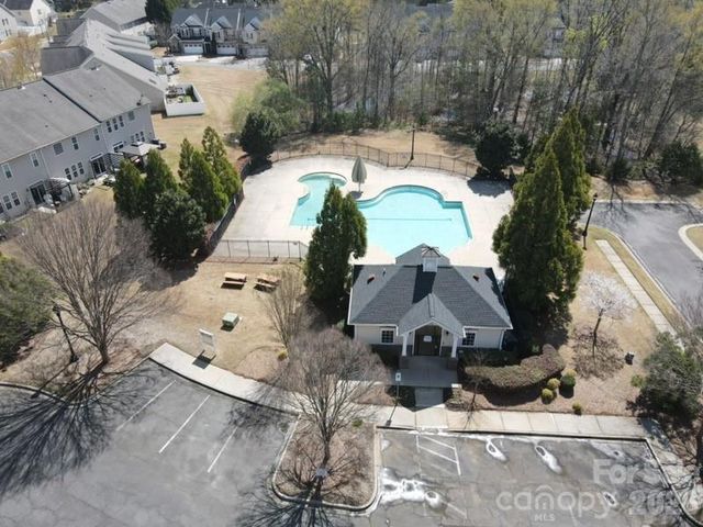 11021 Lucky Horseshoe Lane, Charlotte, NC 28277