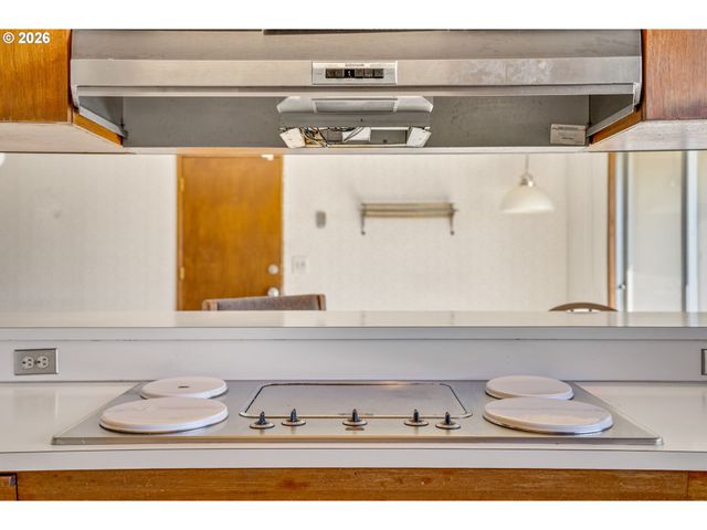 29620 E WOODARD Rd, Troutdale, OR 97060