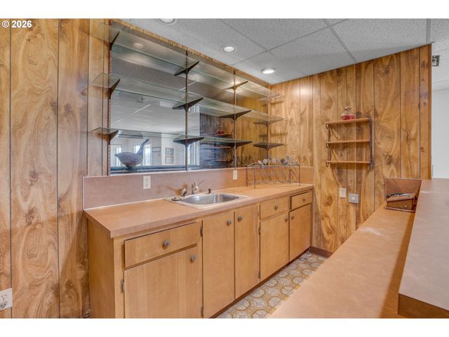 29620 E WOODARD Rd, Troutdale, OR 97060