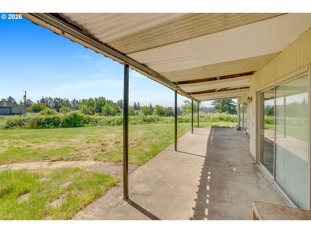 29620 E WOODARD Rd, Troutdale, OR 97060