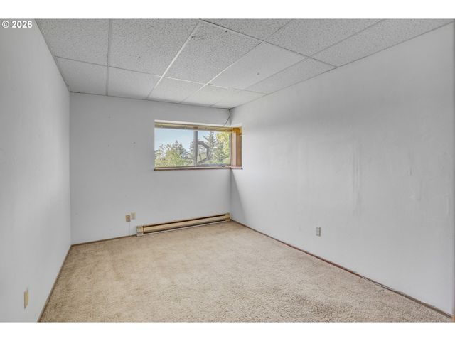 29620 E WOODARD Rd, Troutdale, OR 97060