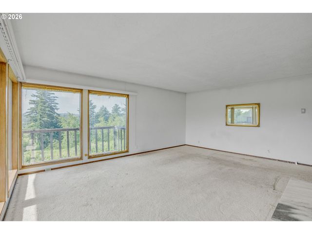29620 E WOODARD Rd, Troutdale, OR 97060
