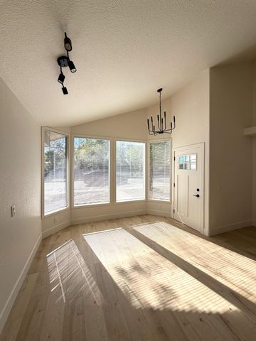 126 Birch St, Roseville, CA 95678