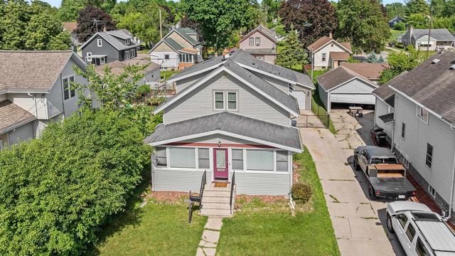 1406 WALNUT STREET, Oshkosh, WI 54901