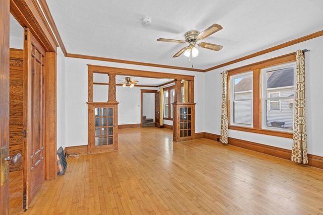 1406 WALNUT STREET, Oshkosh, WI 54901